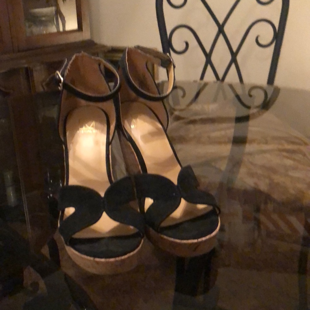 Women’s shoes